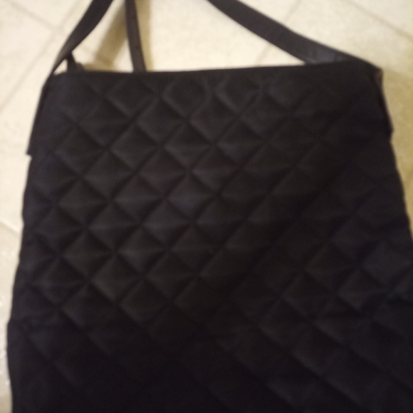 Calvin Klein Black Quilted Crossbody Bag - Picture 4 of 10
